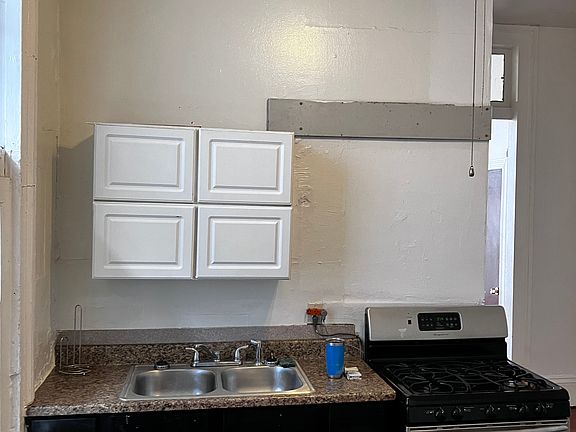 3rd image of 1824 Baronne St APT 5
