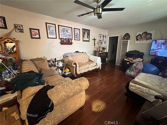 3rd image of 1824 E McMillan St