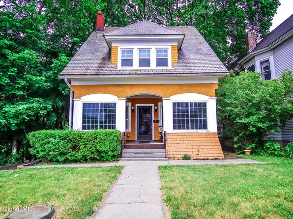 37 Besch Avenue, Albany, NY 12209