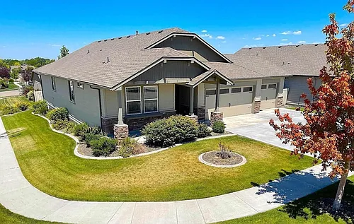 1610 W Cactus St Photo 1