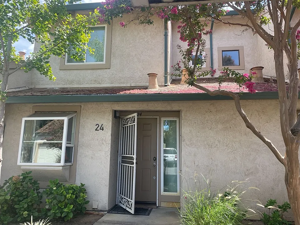 2128 Bueno Dr #24