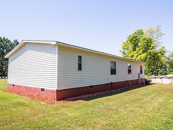 5th image of 1399 Lenhart Dr