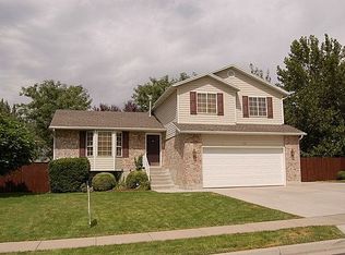 272 W 1350 N, Centerville, UT 84014