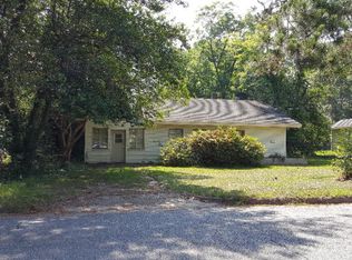 210 Edison Dr, Albany, GA 31705