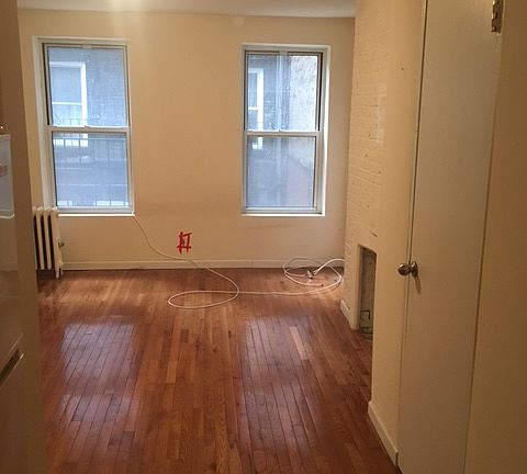 2nd image of 141 E 13th St APT 2B