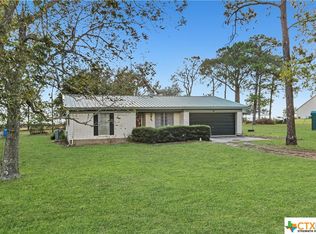 1543 Levi Sloan Rd, Victoria, TX 77904