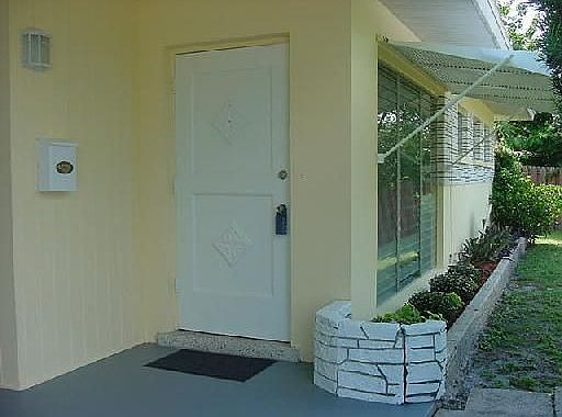 2nd image of 3310 Dudley St