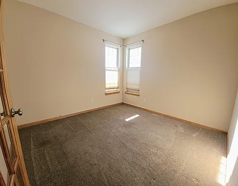 1805 Deer Path — Photo 18