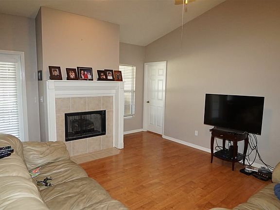 4th image of 917 NW 119th St