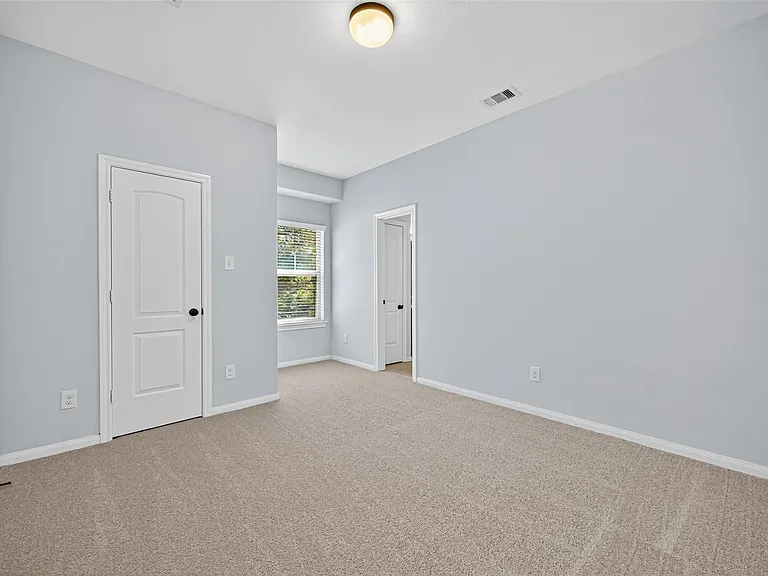 137 Cheswood Manor Dr — Photo 20
