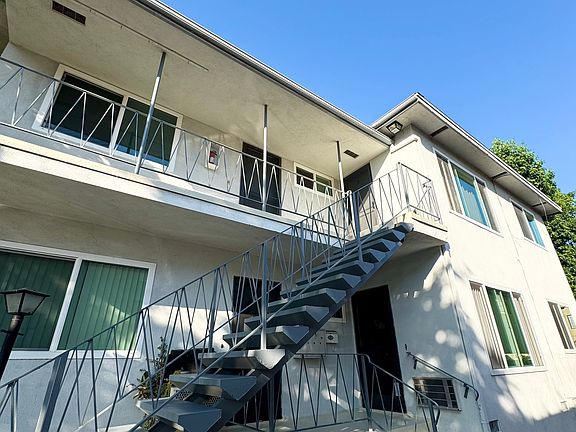 2nd image of 446 E Cypress Ave #C