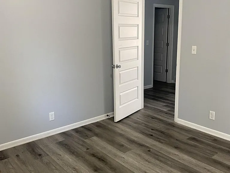 108 Tara Ct — Photo 7