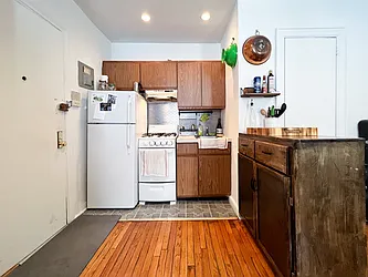 Rented by Kahen Properties