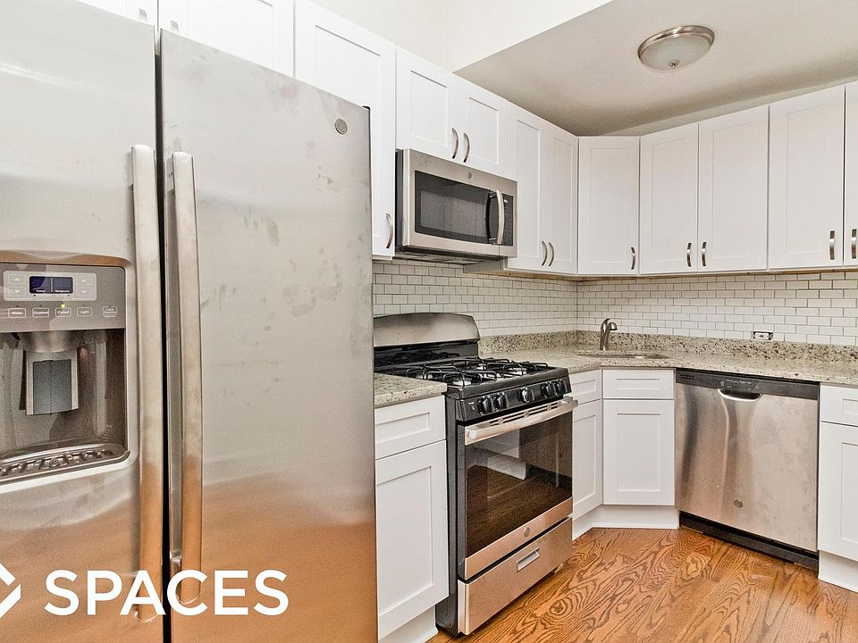 1st image of 1945 N Lincoln Ave #3rd