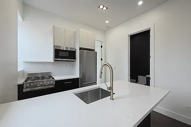 272 Hoboken Avenue, #5B