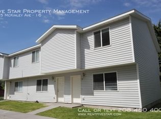 445 McKinley Ave APT 16, Pocatello, ID 83201