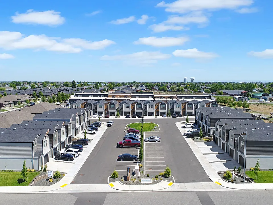 Vintage Park Townhomes