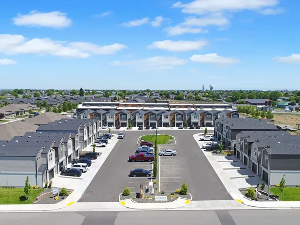 Vintage Park Townhomes