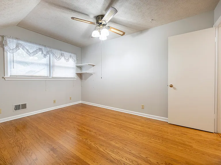 Bedroom #4 (2nd floor).