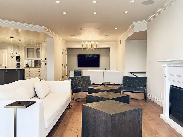 10724 Wilshire Blvd #1605 — Photo 7