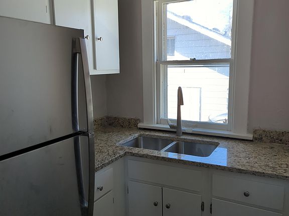 5th image of 1200 W Willcox Ave