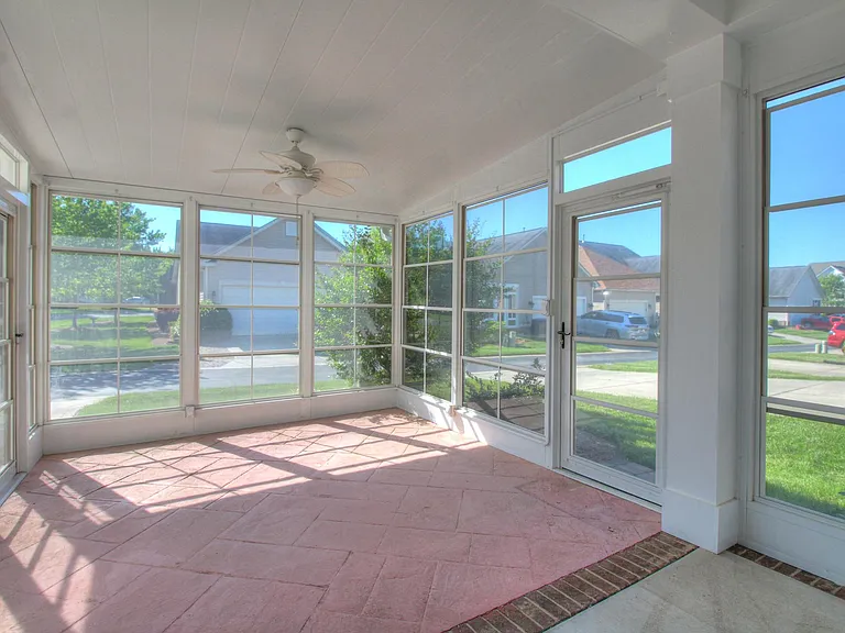 4001 Fountainbrook Dr — Photo 28