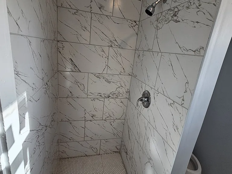 108 S Sunland Dr #C — Photo 9