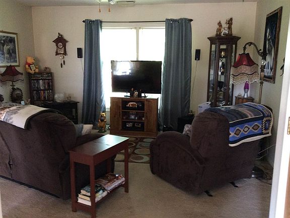 3rd image of 316 Brenden Way