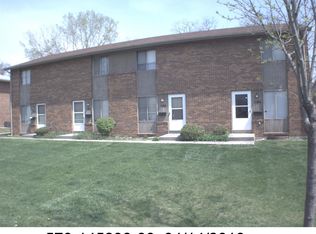 1182 McCarley Dr E, Columbus, OH 43228