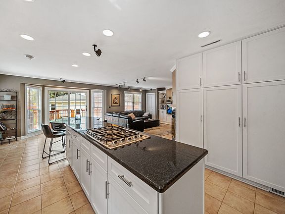 3rd image of 7110 N Odell Ave