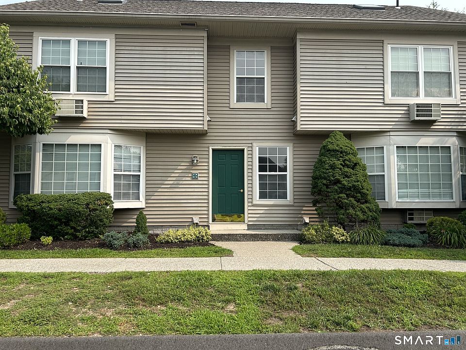 1st image of 15 Glen Ridge Court #15