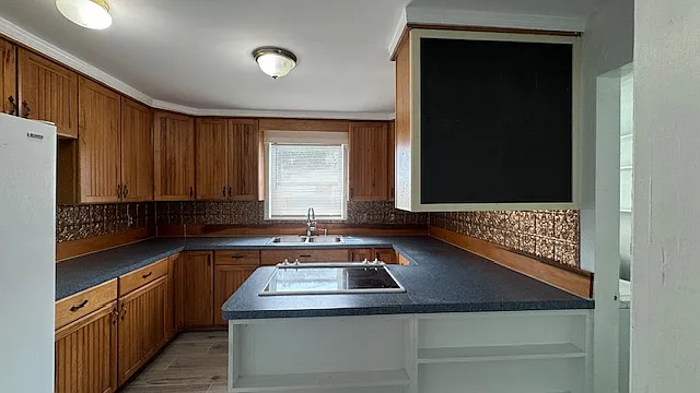 1818 Rhonda St — Photo 11