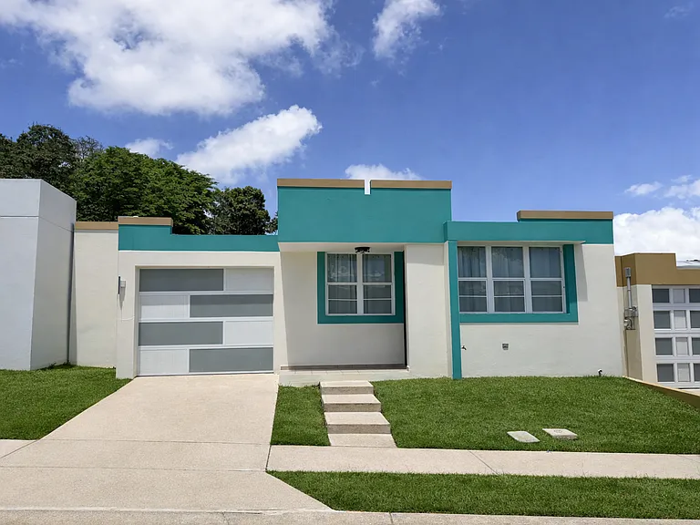 892 Calle Los Robles #M24 — Photo 3