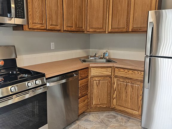 5th image of 129 N 28th St