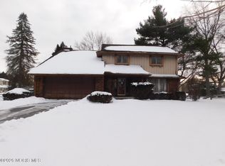 5637 Swan Creek Dr, Toledo, OH 43614