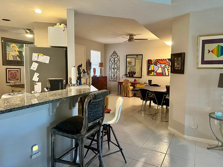 12418 Crystal Pointe Dr #102 — Photo 3
