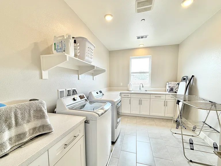 5291 Coastal Sage Trl — Photo 27
