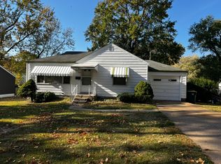 10131 Newbold Dr, Saint Louis, MO 63137