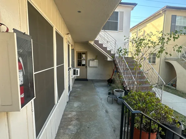 932 W Glenoaks Blvd, Glendale, CA 91202