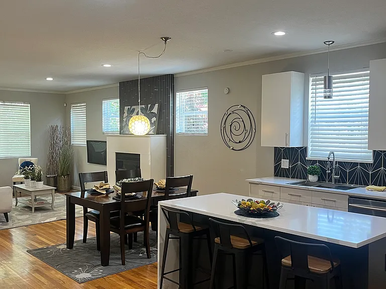 2698 N Marion St — Photo 17