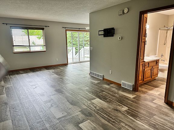 3rd image of 630 N James Ave