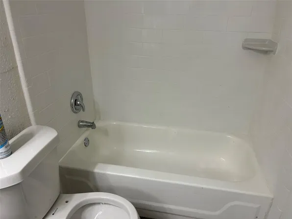 9700 Leawood Blvd APT 1407, Houston, TX 77099