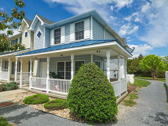 4th image of 1031 Molly Pitcher Pl