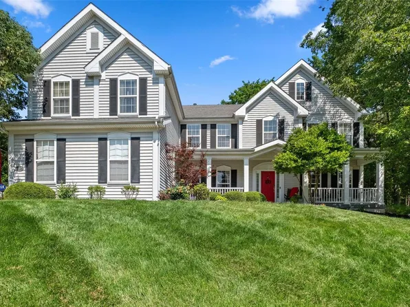 9236 Caddyshack Cir, Saint Louis, MO 63127