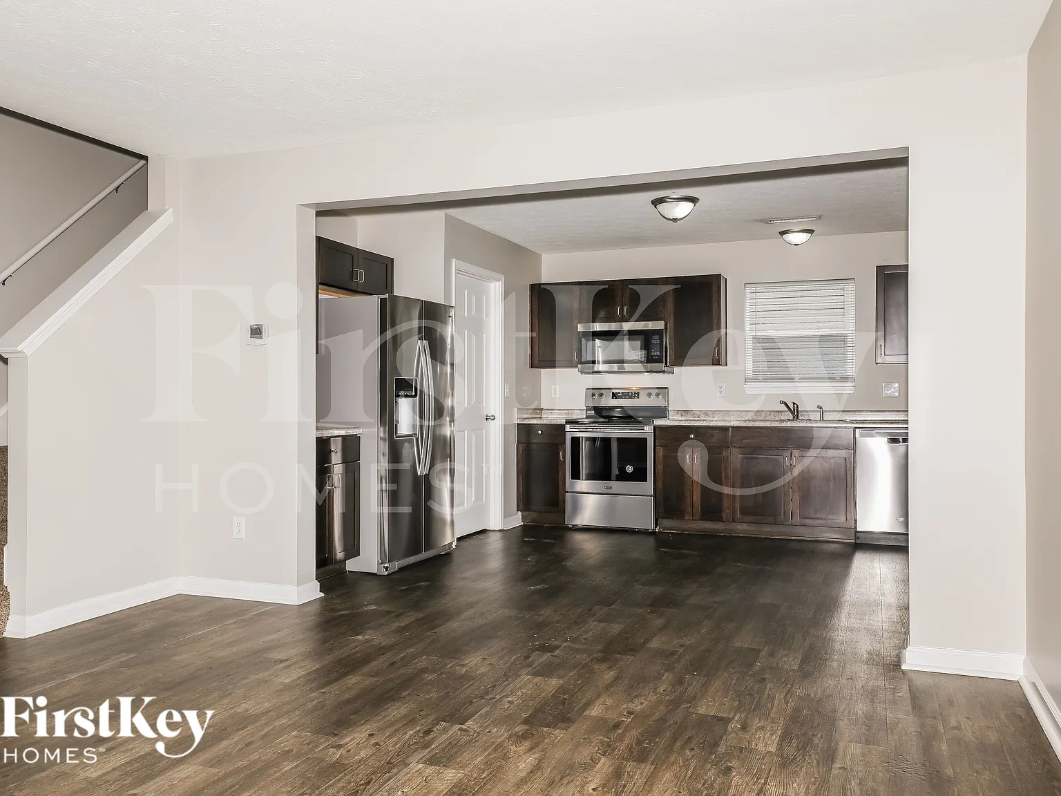 4 bed, 2.5 bath, 1526 sqft, $2,425 — Photo 4