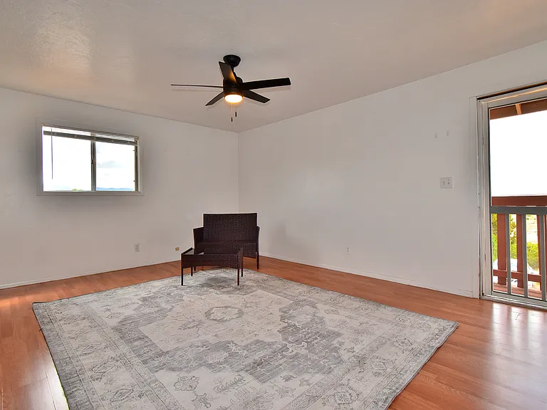 1890 Gils Way — Photo 3