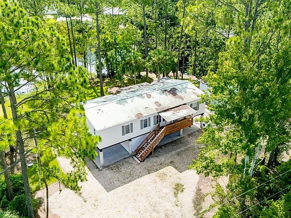 5th image of 161 SE 330th St