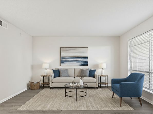 5700 Cameron Rd APT 152
