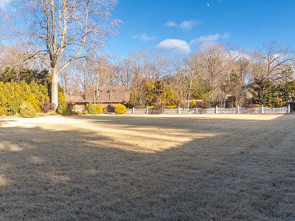 3rd image of LOT Barrington Rd