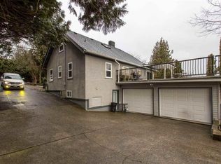 2340 McKenzie Rd, Abbotsford, BC V2S 3Z8